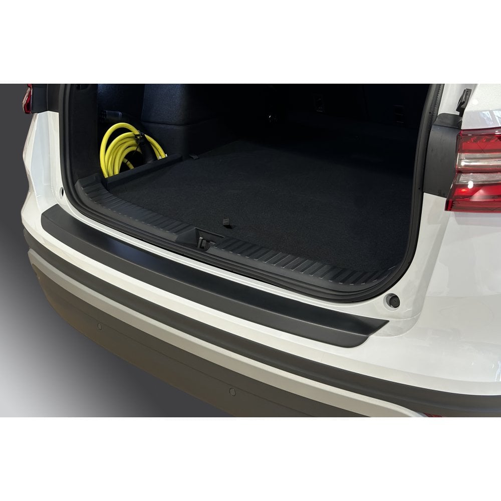 Car rear bumper protectors. UK stockists of RGM rear bumper guards.